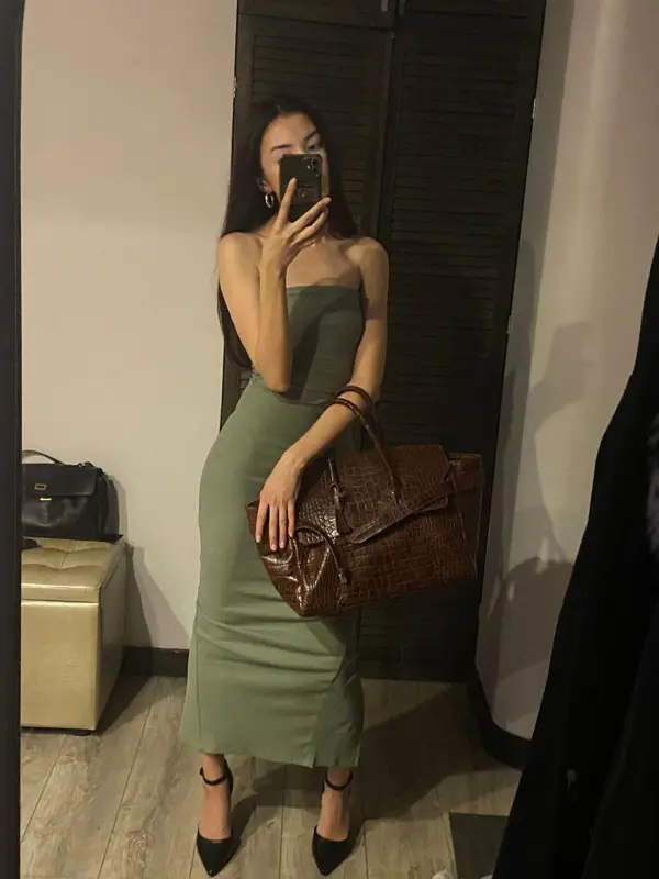 Nika S.